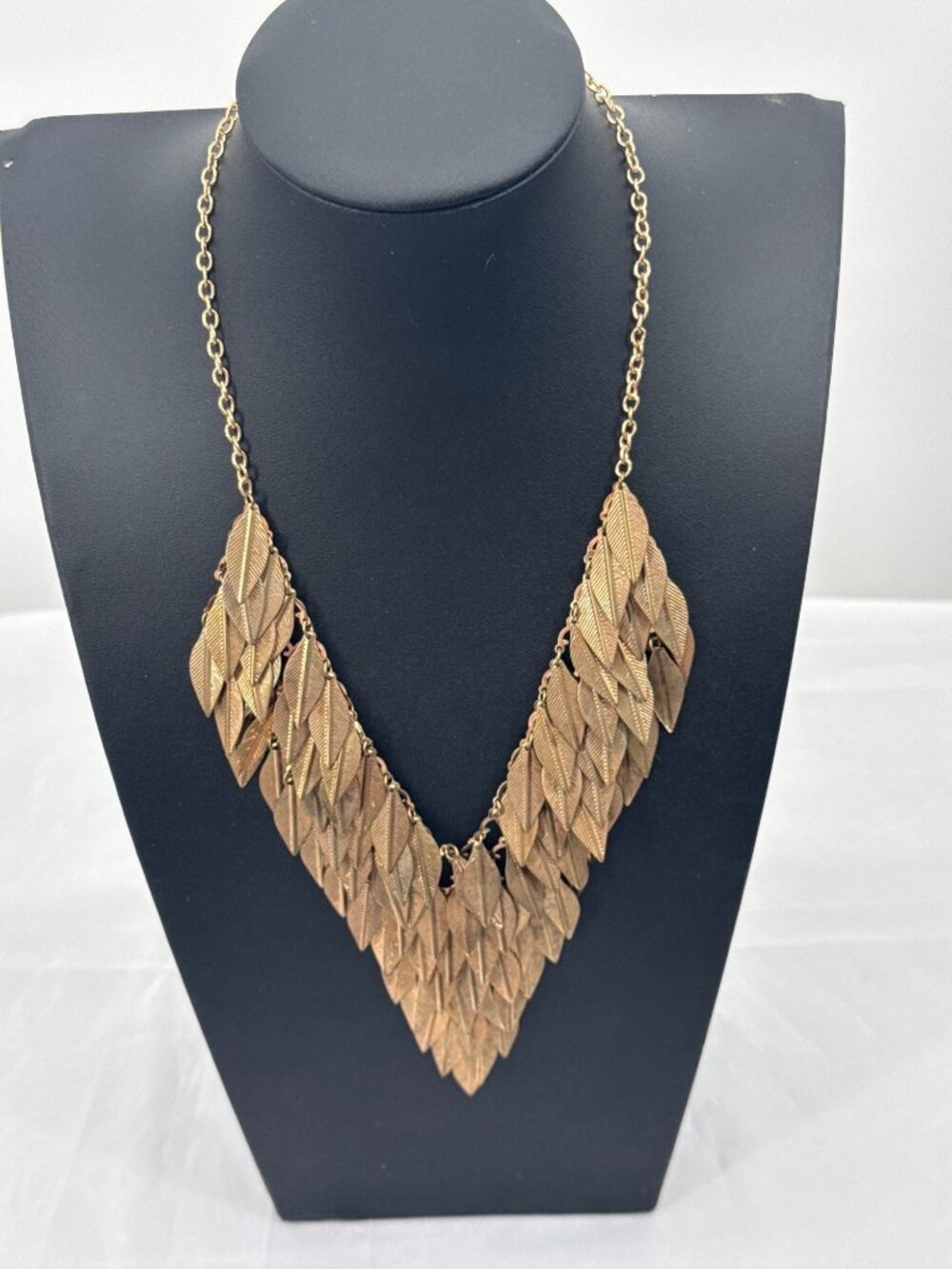 Vintage Gold Cascading Leaf Bib Necklace Retro Hollywood Regency Boho Fringe
